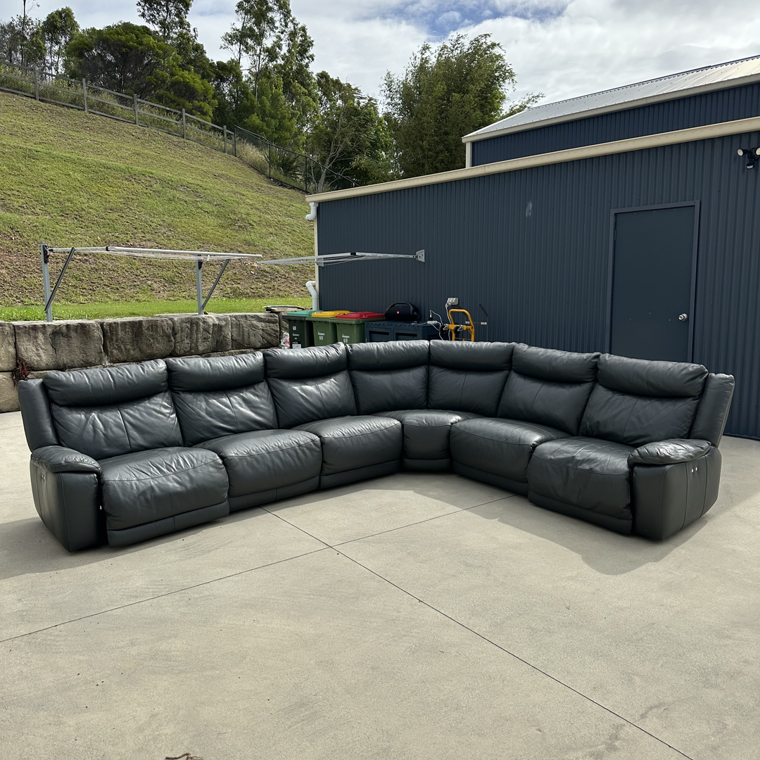 Mega Comfort Corner Lounge gallery image 1