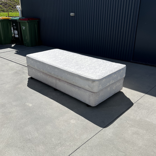 Paradise White Ensemble – Set B