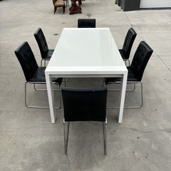White Glass Dining Table thumbnail 2